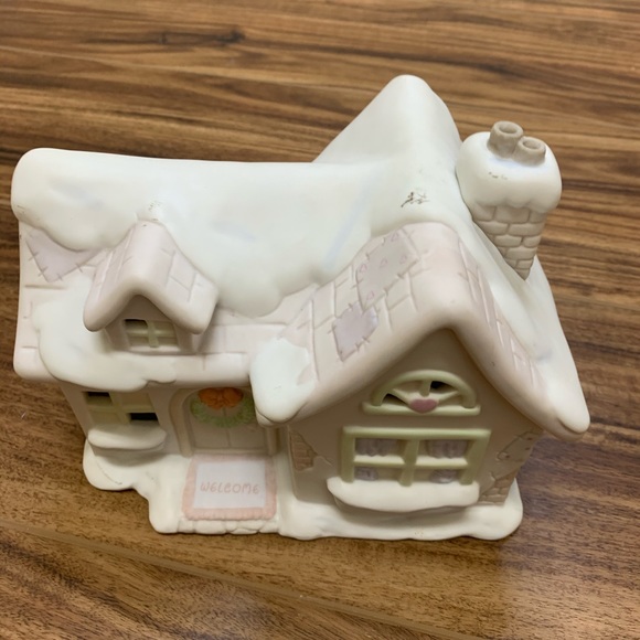 Precious Moments Other - Precious Moments Sugar Town Sam’s House